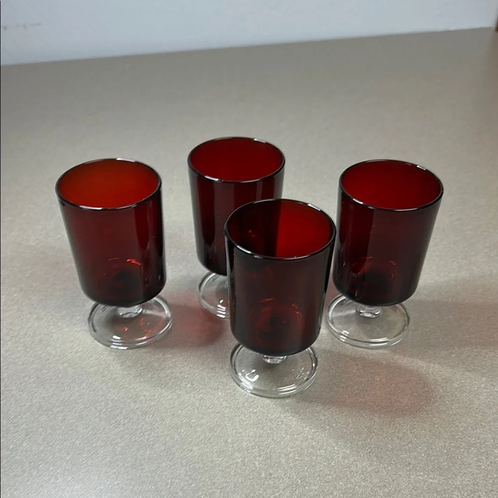 Crimson Glass Goblet Set